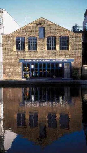 Halloween at London Canal Museum