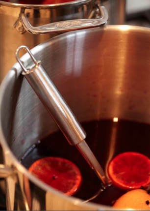 mulled wine in saucepan