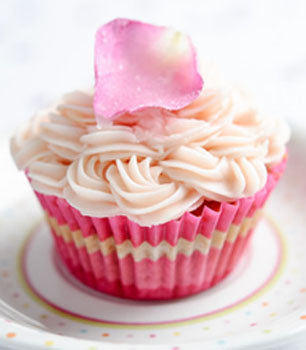 beetroot-vanilla-cupcakes