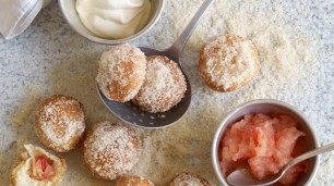Doughnuts with apple puree