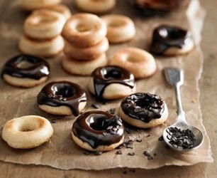 lakeland doughnuts