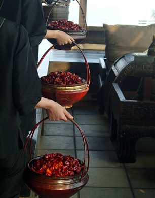 ''Red Lantern'' crispy soft shell crab with Sichuan dried chili