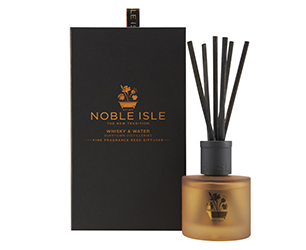Noble Isle whisky and water candle