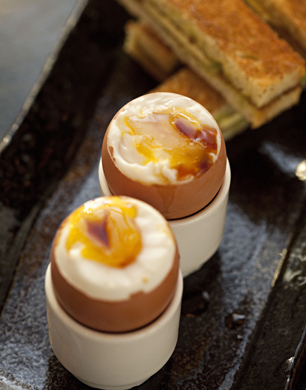 Boiled eggs, Kaya toast