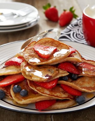 Viva Strawberry Blueberry and Cinnamon mini pancakes 3