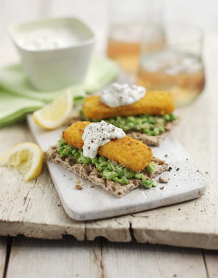 Crunchy fish fingers green napkin