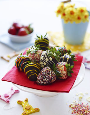 Chocolate dipped Viva strawberries - Easter