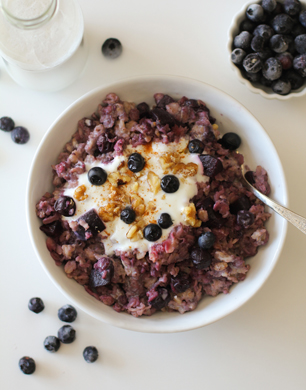 Blueberry & beetroot porridge with chopped walnuts 7